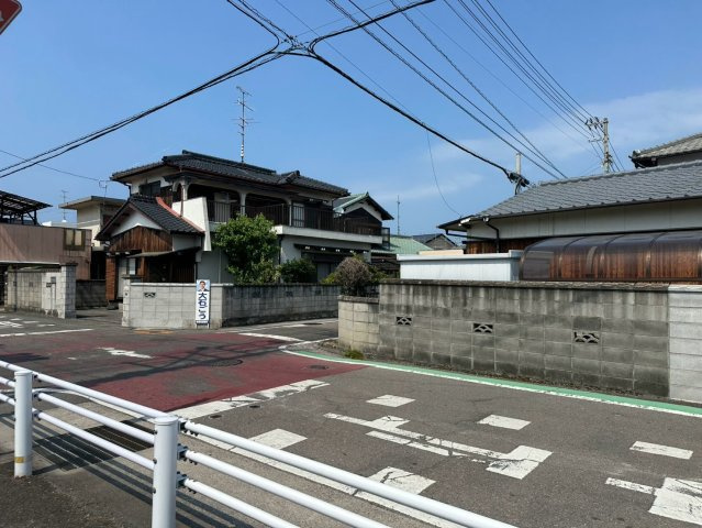 宇高町1丁目　売土地の前面道路含む現地写真|【前面道路含む現地写真】