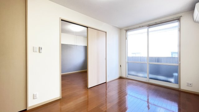 ヒカリハイツ　Ｃの居間・リビング