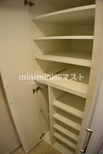 LC難波ミラージュの収納