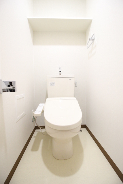パルデンス・エコノ10【10.000円キャッシュバック対象物件】のトイレ|清潔感のあるトイレです