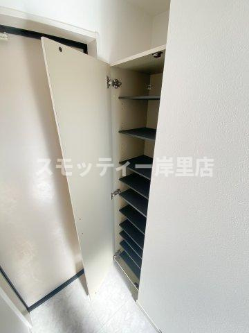 エバーグリーンテラスの収納