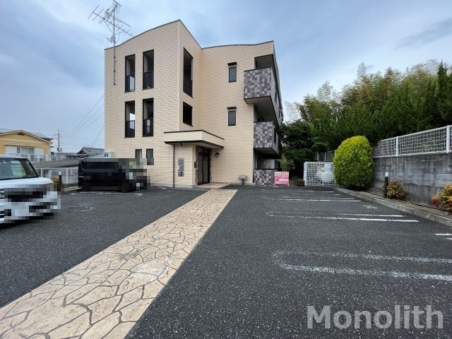 ベジェーサいずみの駐車場
