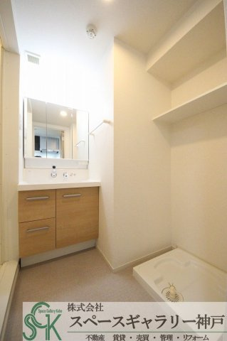 フリーデ明石駅前の洗面所|※お部屋により仕様が異なる場合があります※