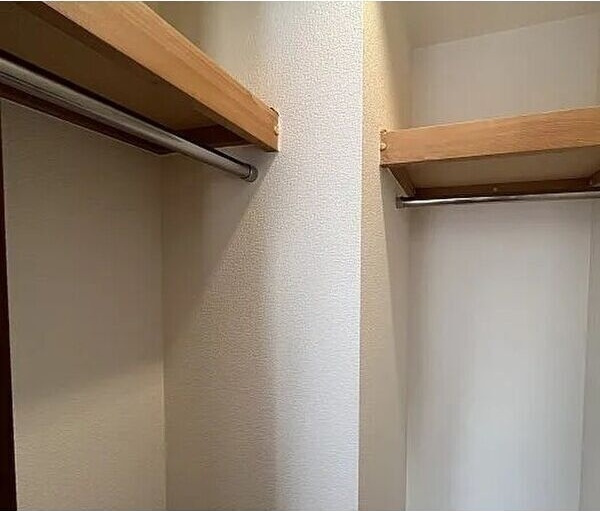 エステムコート三宮EASTIIリベルテの収納|同物件別部屋写真