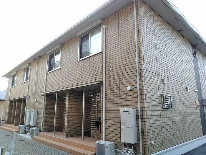 シャルム花立の外観