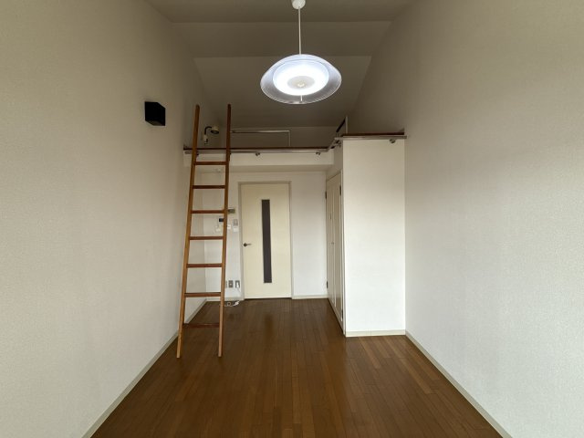 ジュネス伊伝居Ⅱの居間・リビング
