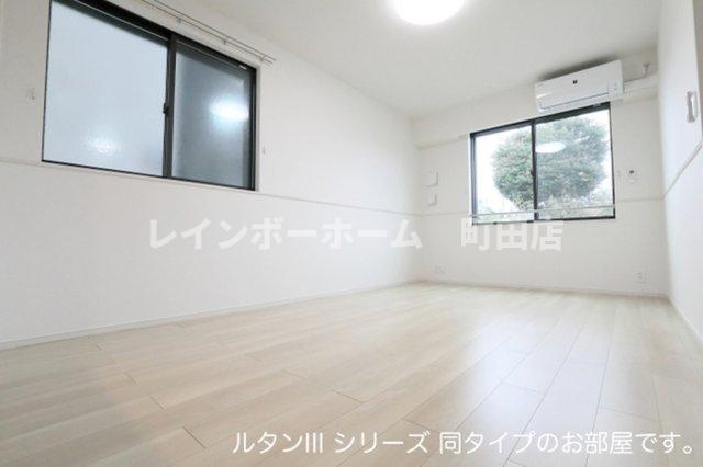 シャンティ長沢※初期費用分割あと払いサービス利用可能物件の居間・リビング