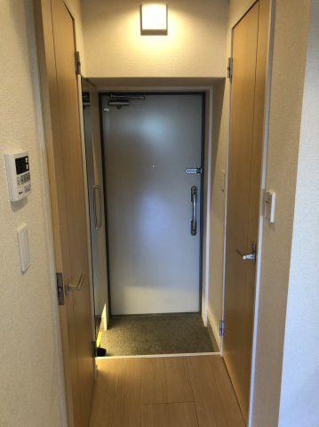 レジデンス22の玄関|別部屋のお写真です。