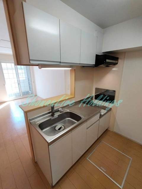 藤沢市辻堂元町４丁目のアパートのキッチン