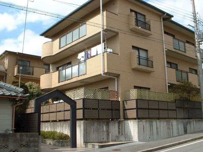 【エントランス】シャルマン屋敷本