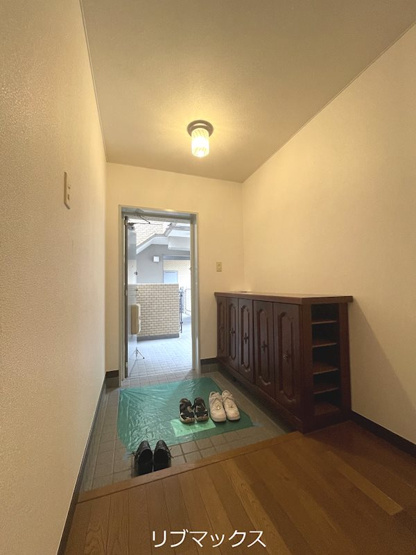 【玄関】シャルマン屋敷本