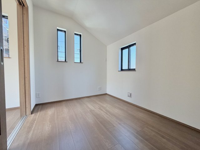 羽村市栄町2丁目15の洋室|【2階洋室】4帖
