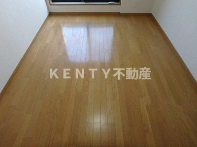 【居間・リビング】 | ルーブル中馬込壱番館 | 使いやすい居間です