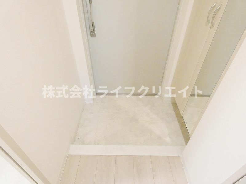 ウェルデンス八王子の玄関