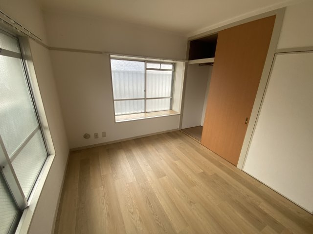 観世ハイツの洋室|同建物別部屋 現況優先