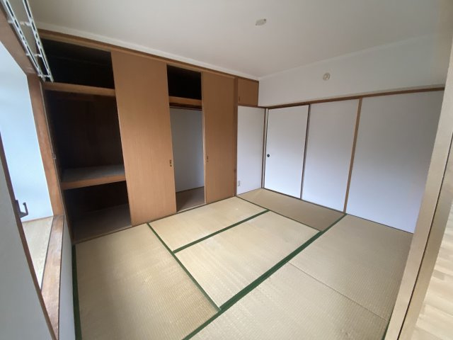 観世ハイツの和室|同建物別部屋 現況優先