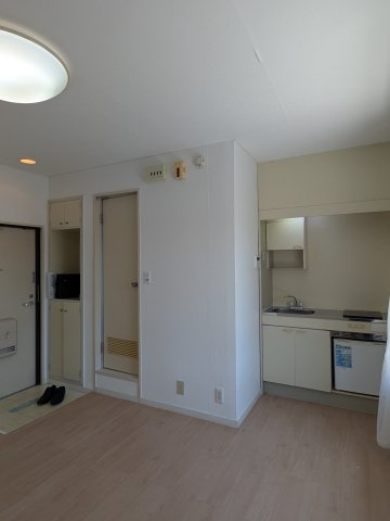 大阪市東淀川区小松４丁目の事務所の居間・リビング