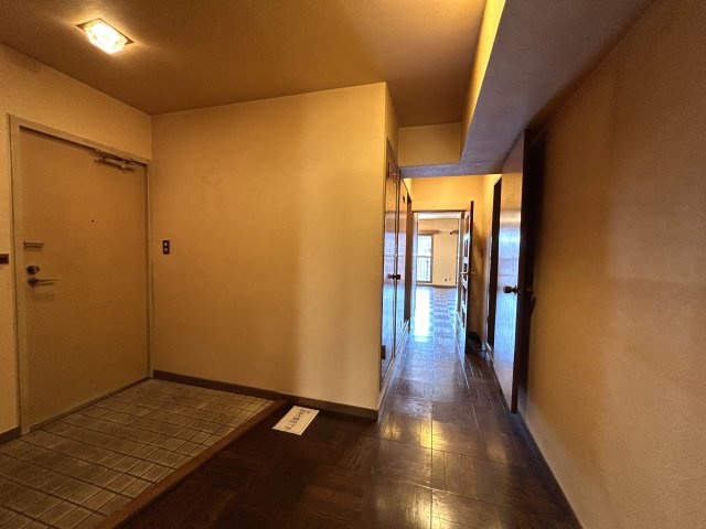リフォーム・DIYでお好きなお部屋に変身させてみませんか☆平坦地で駅距離徒歩２分で専有面積87㎡でこの価格は可能性を感じられる物件かと思います♪な【ライオンズマンション戸部】の内装|内装も気になるポイント