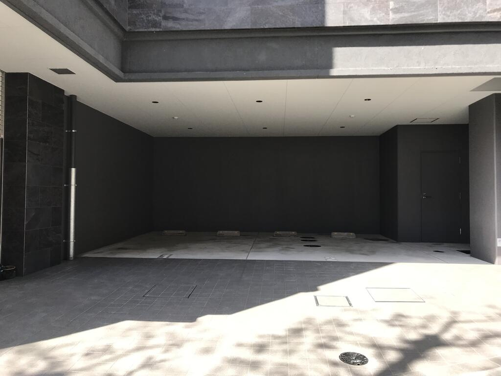 グランビスタ新神戸の駐車場