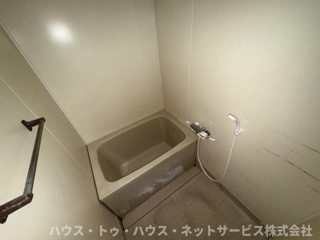 ソレイユ八柱の浴室