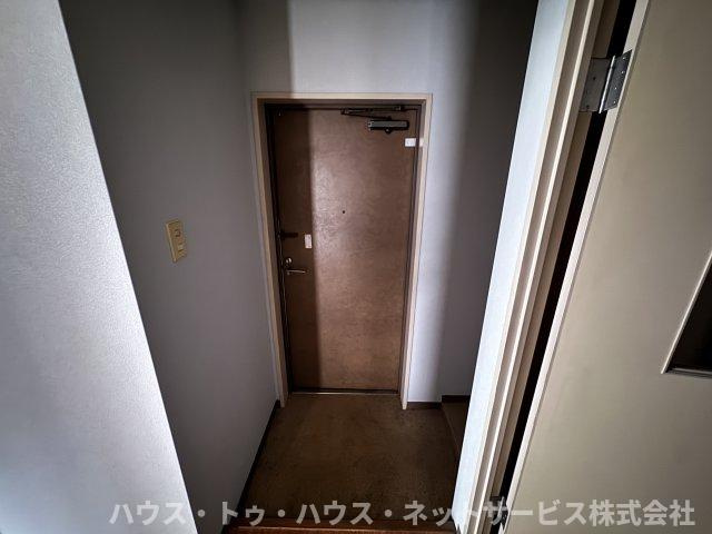ソレイユ八柱の玄関
