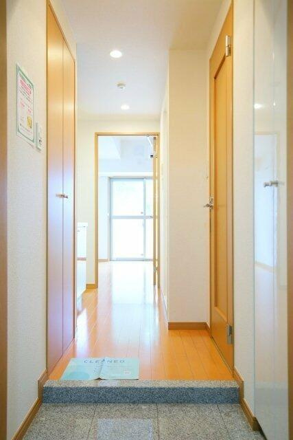 品川区西五反田８丁目の賃貸マンションの玄関|ゆったりとした玄関です