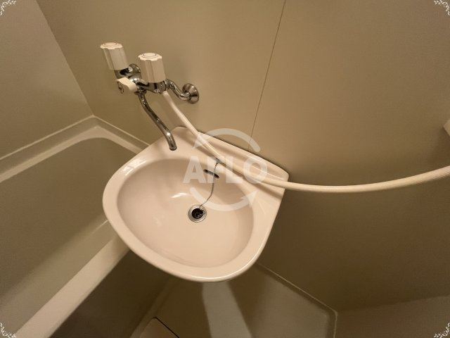 クレセント塚本の内装|洗面台