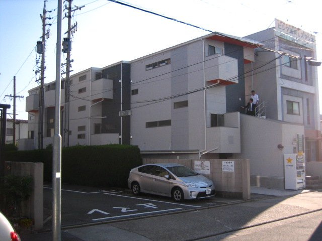 iMezoN(アイメゾン)の外観