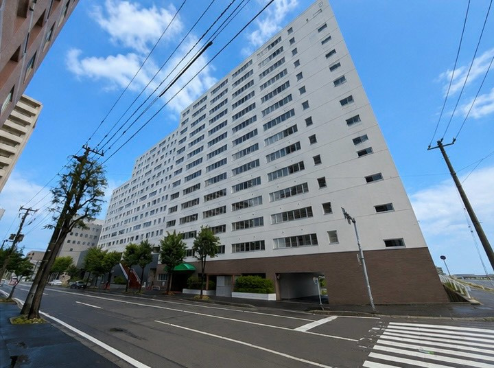 ギャラリーハイツ南2条B棟の外観
