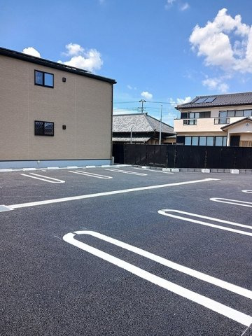 リオグランデ堤台Ⅱの駐車場|駐車場があるので、車を買う予定の方も安心です