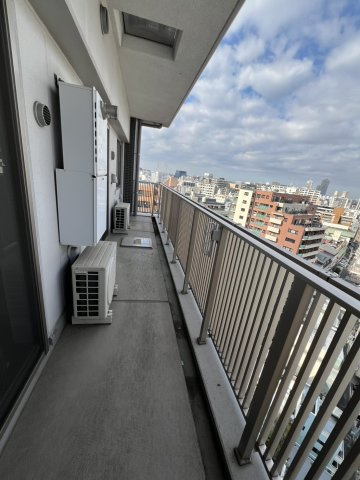 【バルコニー】