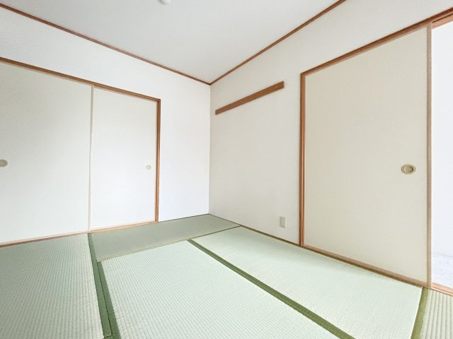 エスパシオ上新庄の和室