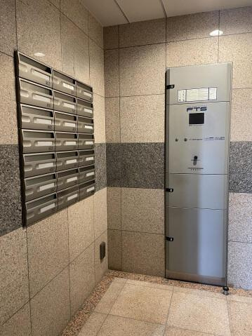 スカイコート幡ヶ谷のその他共用部分|メール、宅配ボックス