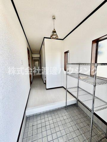 四條畷緑風台一戸建の玄関