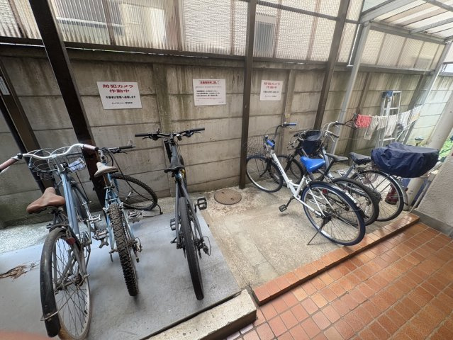 セントラルシャトーの駐輪場