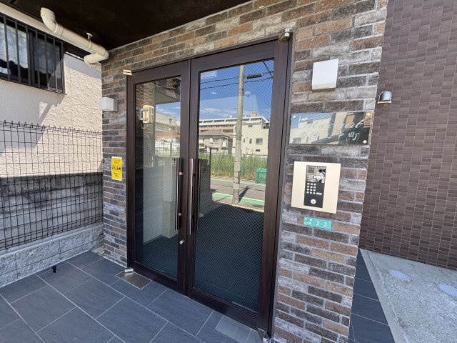M’s court今津山中町のエントランス