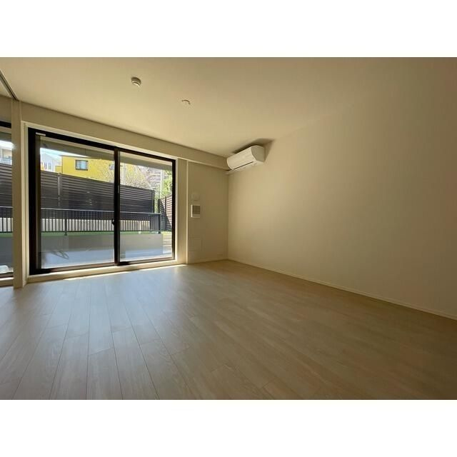 横浜市神奈川区片倉１丁目の賃貸マンションの居間・リビング|リビングダイニング