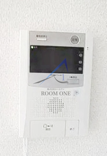 ラグジュアリーヒルズ松見町のセキュリティ|モニター付きインターホンです。