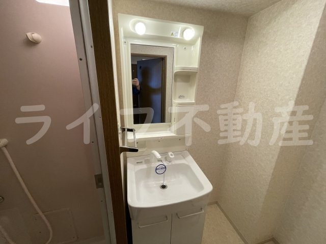 ピスケス花園の独立洗面台|独立洗面台あり、毎朝おしゃれに忙しい女性の方におすすめです
