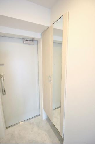 ブルームコートの玄関|※別タイプのお部屋のイメージ写真です。