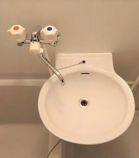レオパレスシャルマンの洗面所