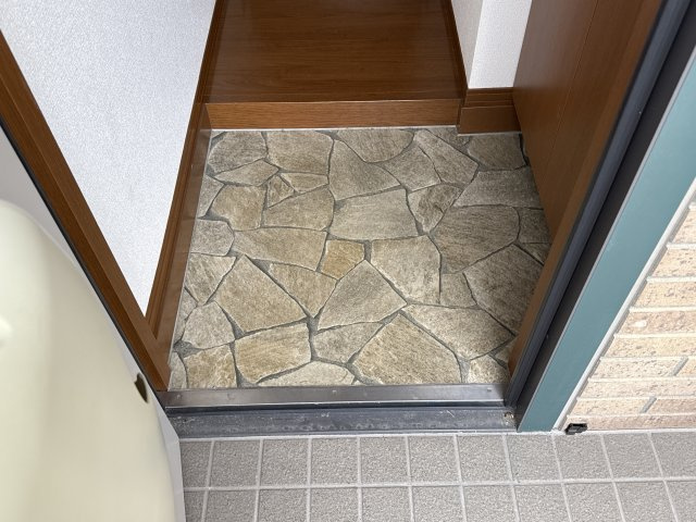 アットホーム和久の玄関