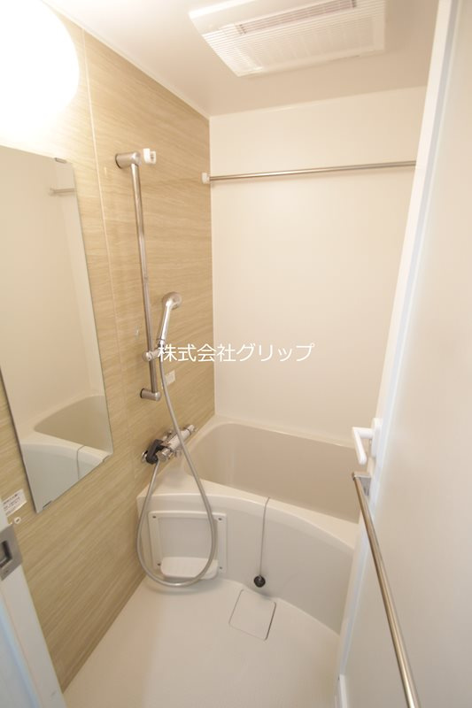 Le'a横濱ベイシティの浴室
