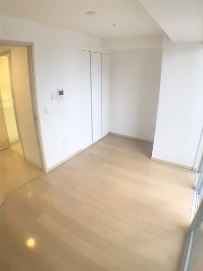 【居間・リビング】トア山手フラッツ
