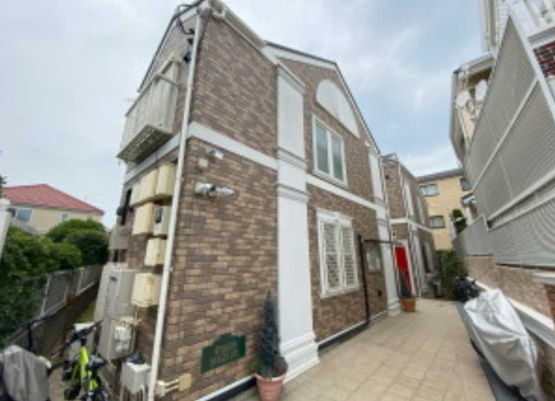 ルナ三軒茶屋　メゾネット　ネット無料　二人入居可の外観