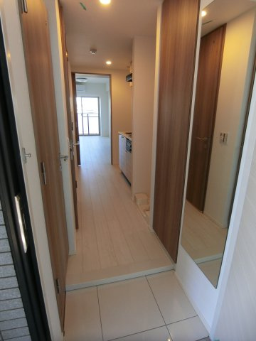ガーラ・ヴィスタ元住吉の玄関|他のお部屋の参考写真となります。
