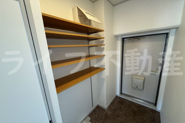 シティハイツ深江の収納|こまごまとしたものを収納できそうですね