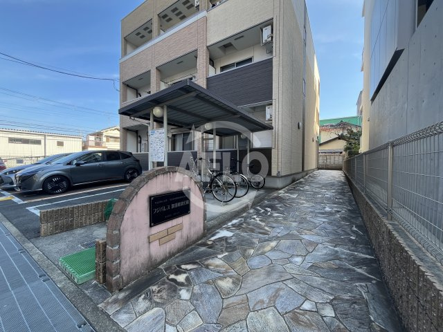 フジパレス　吹田穂波公園の外観|エントランス