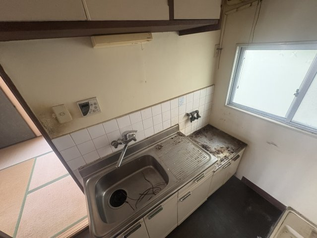 マンショングリーンのキッチン