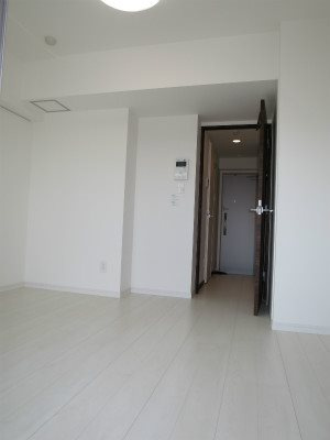 【居間・リビング】HY's YOKOHAMA LIGARE